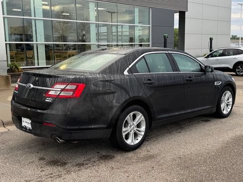 Certified 2018 Ford Taurus SEL AWD/4WD image 46