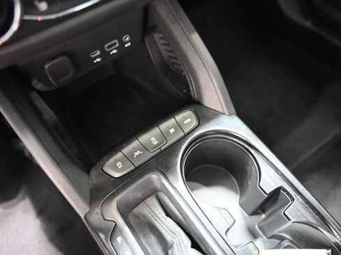 Used 2022 Chevrolet TrailBlazer LT w/ Convenience Package AWD/4WD image 18