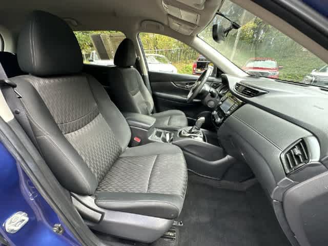 Used 2017 Nissan Rogue SV w/ SV Premium Package AWD/4WD image 20