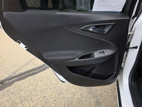 Used 2020 Chevrolet Malibu LT FWD image 16
