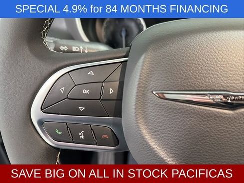 New 2026 Chrysler Pacifica Select AWD/4WD image 11