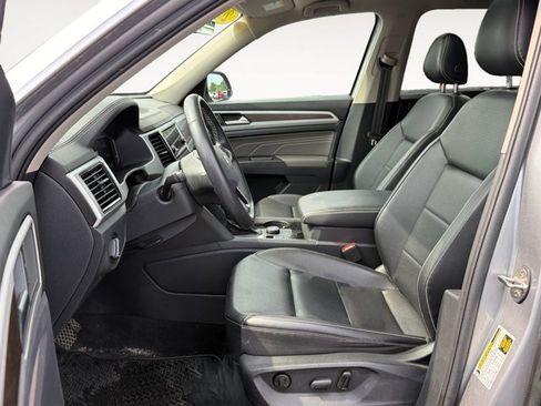 Used 2022 Volkswagen Atlas SE w/ Panoramic Sunroof Package AWD/4WD image 10