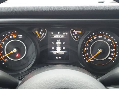 New 2026 Jeep Gladiator Sport image 8