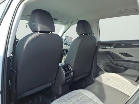 New 2026 Volkswagen Tiguan S image 9