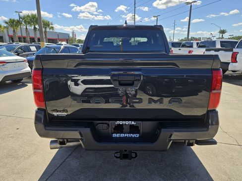 New 2025 Toyota Tacoma TRD Off-Road image 8