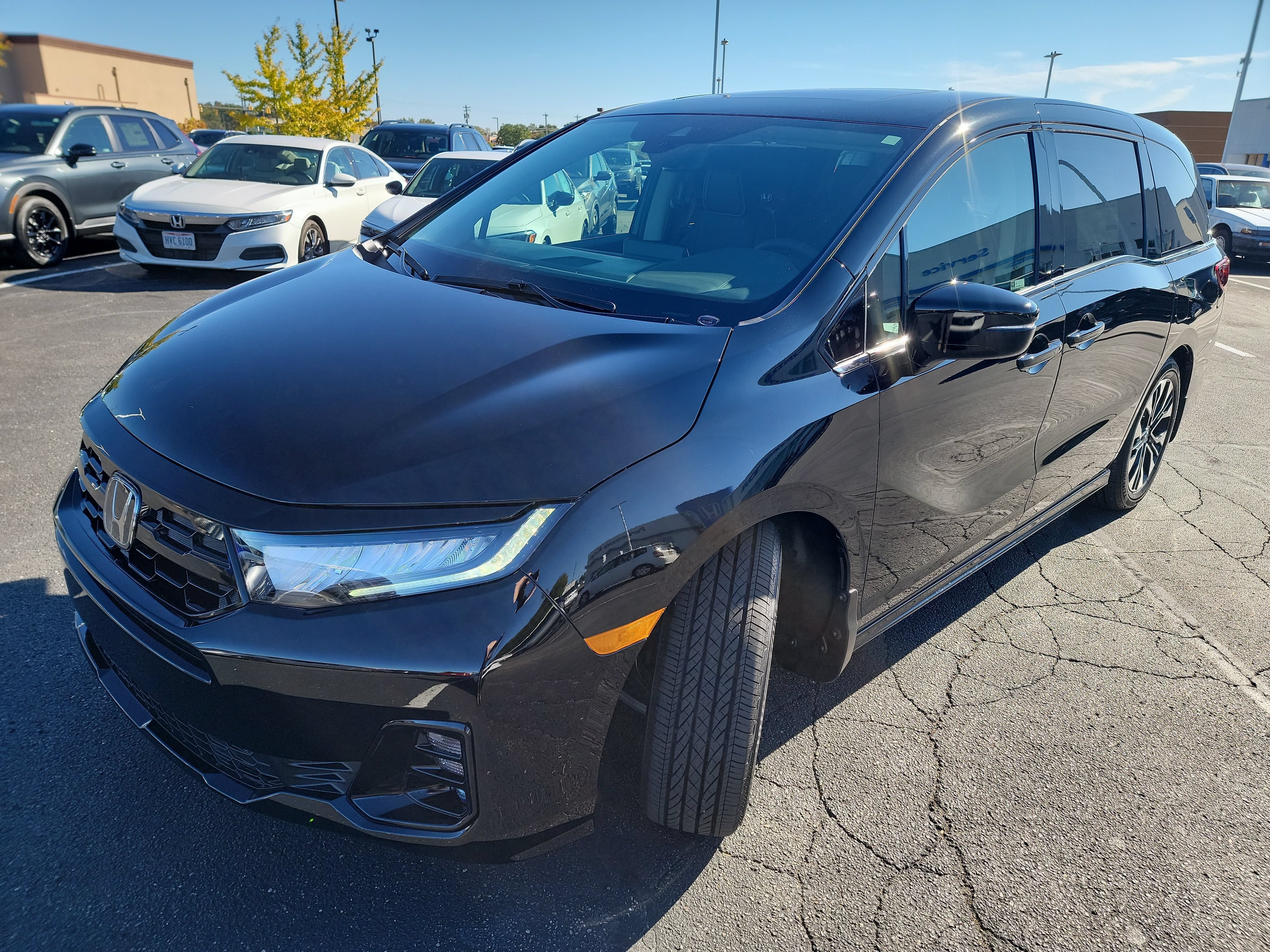 New 2027 Honda Odyssey Elite image 3