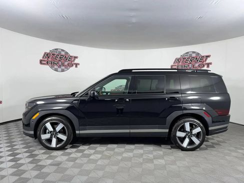 Used 2024 Hyundai Santa Fe Limited AWD/4WD image 4