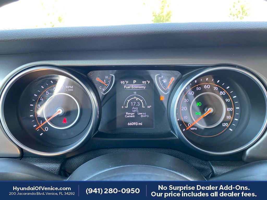 Used 2018 Jeep Wrangler Sport AWD/4WD image 16