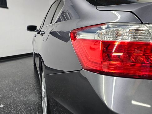 Used 2015 Honda Accord EX-L image 33