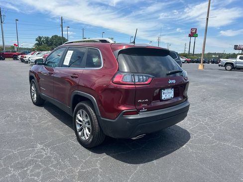 Used 2021 Jeep Cherokee Latitude Lux w/ Comfort/Convenience Group AWD/4WD image 5