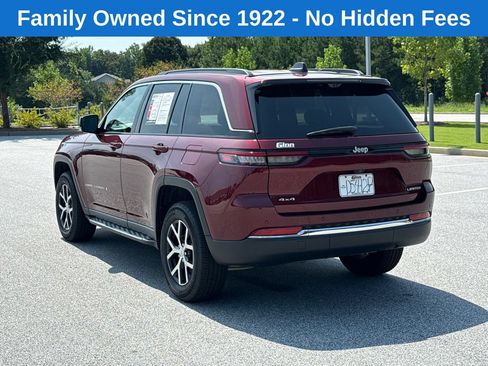 Used 2025 Jeep Grand Cherokee Limited w/ Luxury Tech Group II AWD/4WD image 5