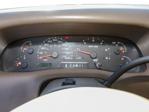 Used 2002 Ford F250 Lariat AWD/4WD image 16