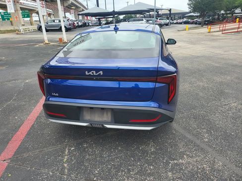 Used 2025 Kia K4 LXS image 5