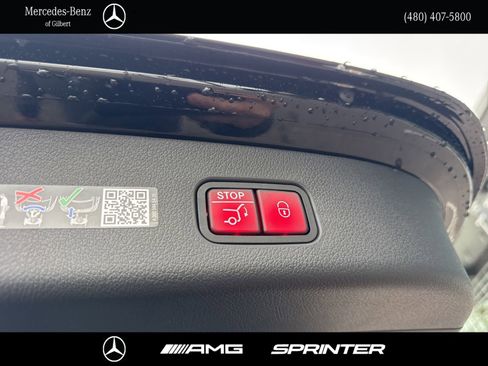 New 2026 Mercedes-Benz GLC 300 image 7