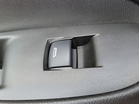 Used 2025 Buick Encore GX Preferred FWD image 14