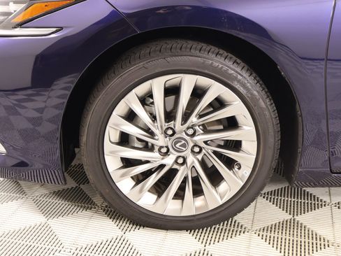 Used 2022 Lexus ES 350 Ultra Luxury w/ Protection Package (P3) image 18