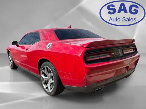Used 2016 Dodge Challenger SXT Plus RWD image 4