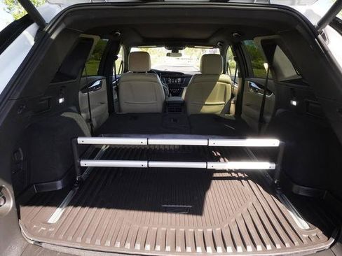 Used 2018 Cadillac XT5 Luxury w/ Driver Awareness Package image 30