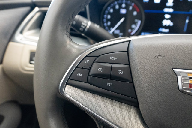 Used 2021 Cadillac XT5 Premium Luxury AWD/4WD image 9