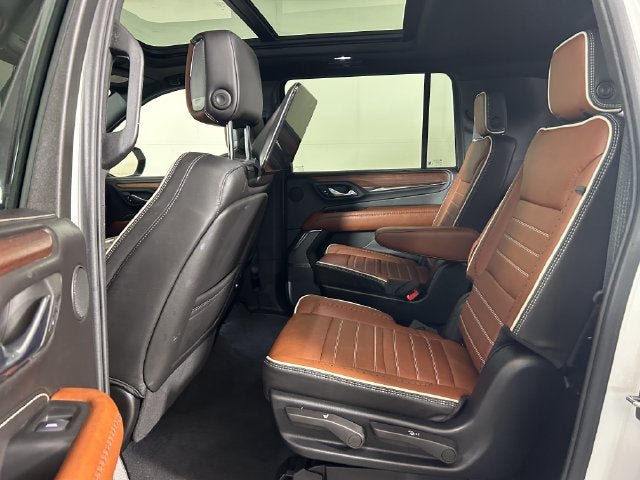 Used 2024 GMC Yukon XL Denali Ultimate AWD/4WD image 24