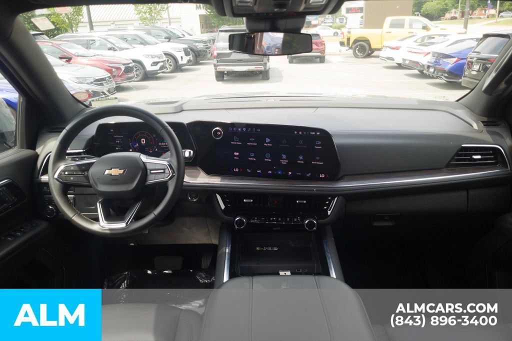 Used 2025 Chevrolet Tahoe LT AWD/4WD image 21