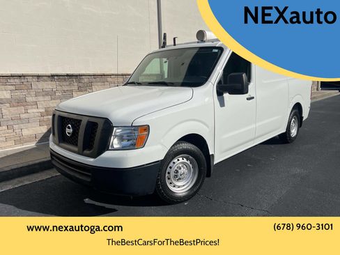 Used 2020 Nissan NV 2500 S image 1