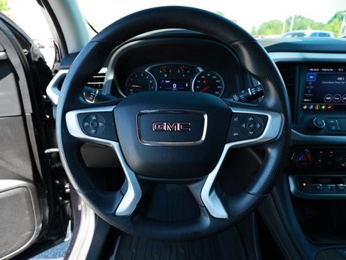 Used 2021 GMC Acadia SLE FWD image 11