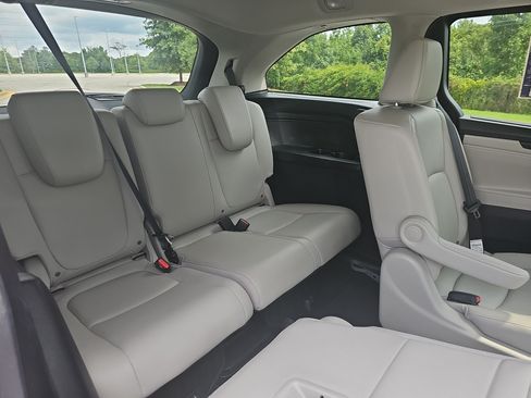 Used 2026 Honda Odyssey EX-L image 12