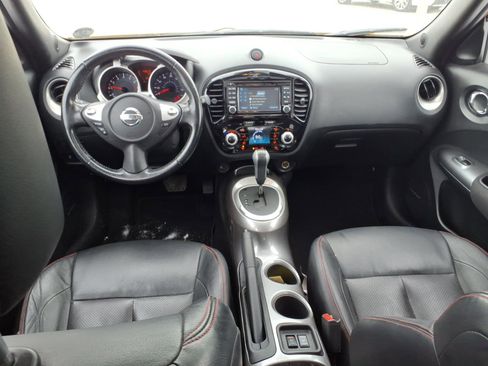 Used 2015 Nissan Juke SL image 10
