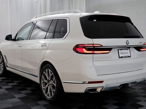 New 2026 BMW X7 xDrive40i w/ Climate Comfort Package image 15