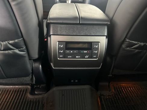 Used 2023 Lexus GX 460 Premium w/ Premium Package AWD/4WD image 21