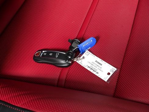 Certified 2025 Porsche Cayenne GTS image 41