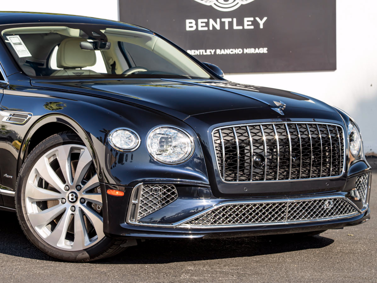 Used 2026 Bentley Flying Spur Azure AWD/4WD image 10
