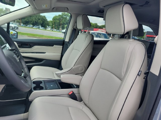New 2026 Honda Odyssey Touring image 12