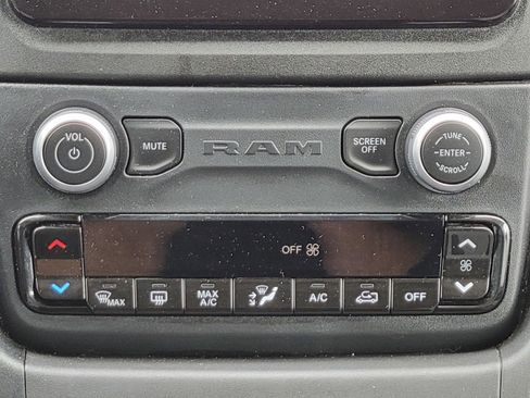 New 2024 RAM ProMaster 3500 w/ Cold Weather Group image 22