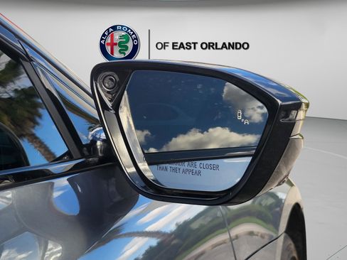 Used 2025 Lucid Air Pure image 33