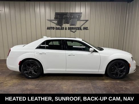 Used 2022 Chrysler 300 S RWD image 7
