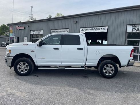 Used 2024 RAM 2500 Big Horn w/ Off Road Package AWD/4WD image 4