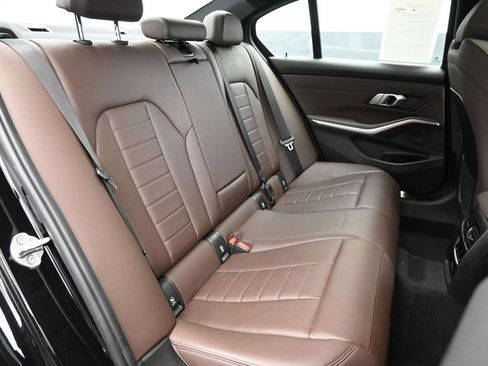 Used 2022 BMW 330i xDrive Sedan w/ Premium Package AWD/4WD image 25