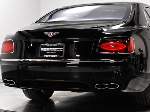 Used 2017 Bentley Flying Spur S V8 AWD/4WD image 27