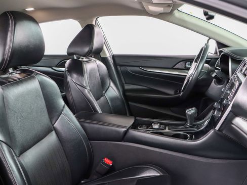 Used 2023 Nissan Maxima SV w/ Floor Mat Group image 26