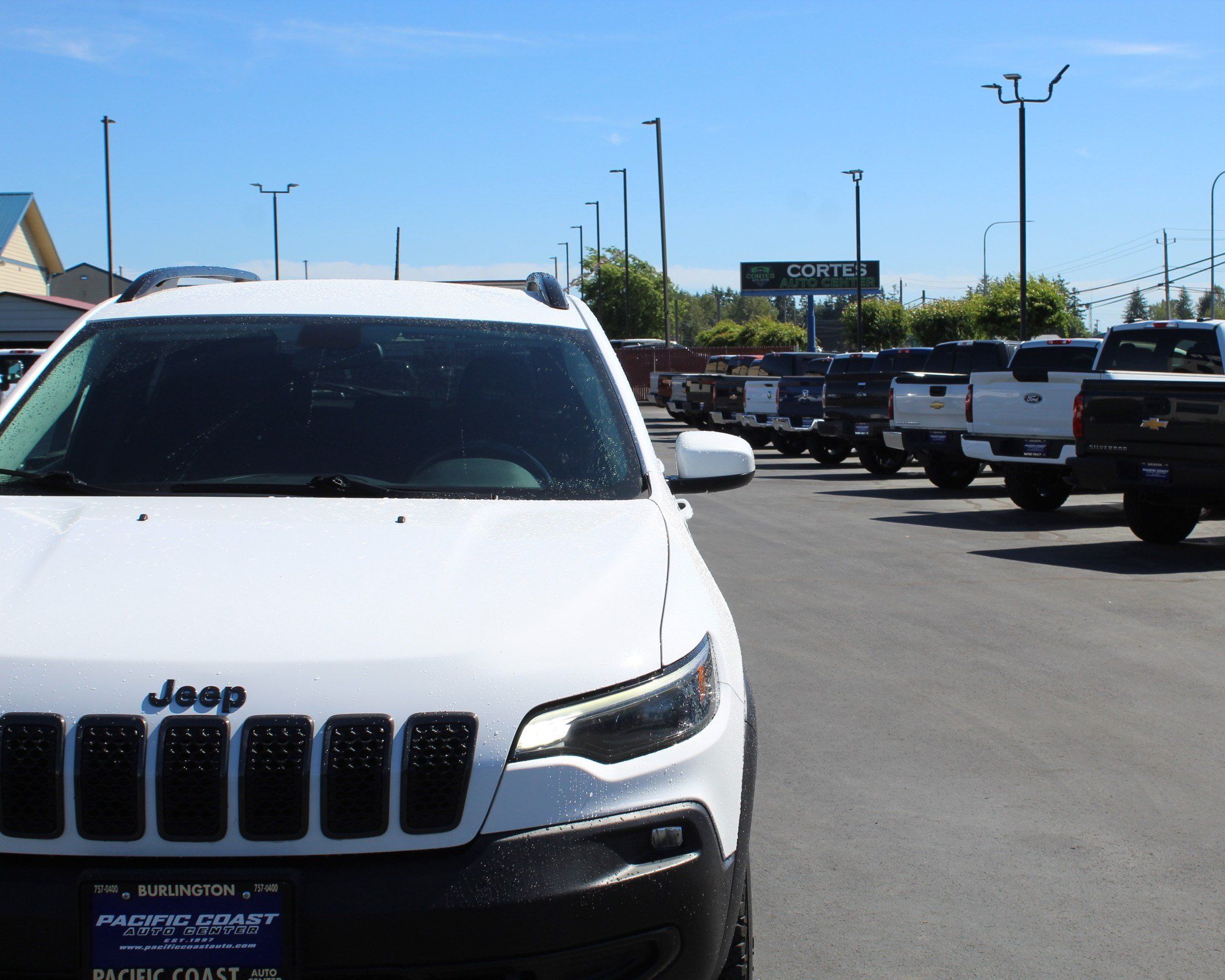 Used 2019 Jeep Cherokee Sport AWD/4WD image 11