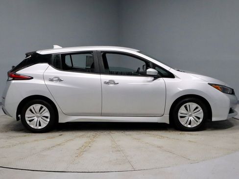 Certified 2023 Nissan Leaf S image 5