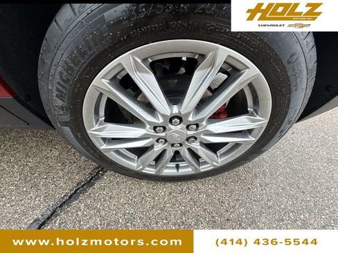 Certified 2023 Cadillac XT5 Sportv w/ LPO, Floor Liner Package AWD/4WD image 35