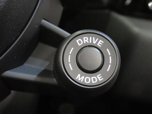 New 2026 Porsche Macan S AWD/4WD image 23