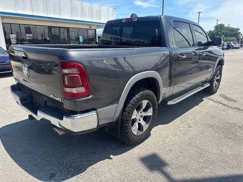Used 2019 RAM 1500 Laramie AWD/4WD image 2