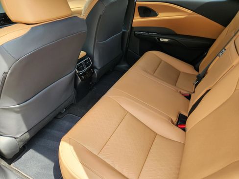 Used 2025 Lexus RX 350 Premium Plus w/ Accessory Package (Z1) FWD image 13