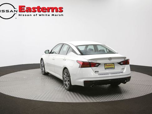 Used 2023 Nissan Altima 2.0 SR FWD image 64