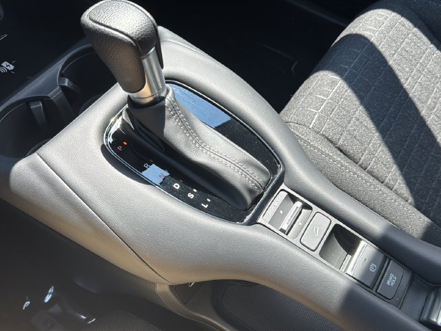 Certified 2026 Honda HR-V LX image 27