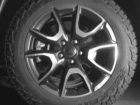 Used 2025 Jeep Compass Trailhawk image 12